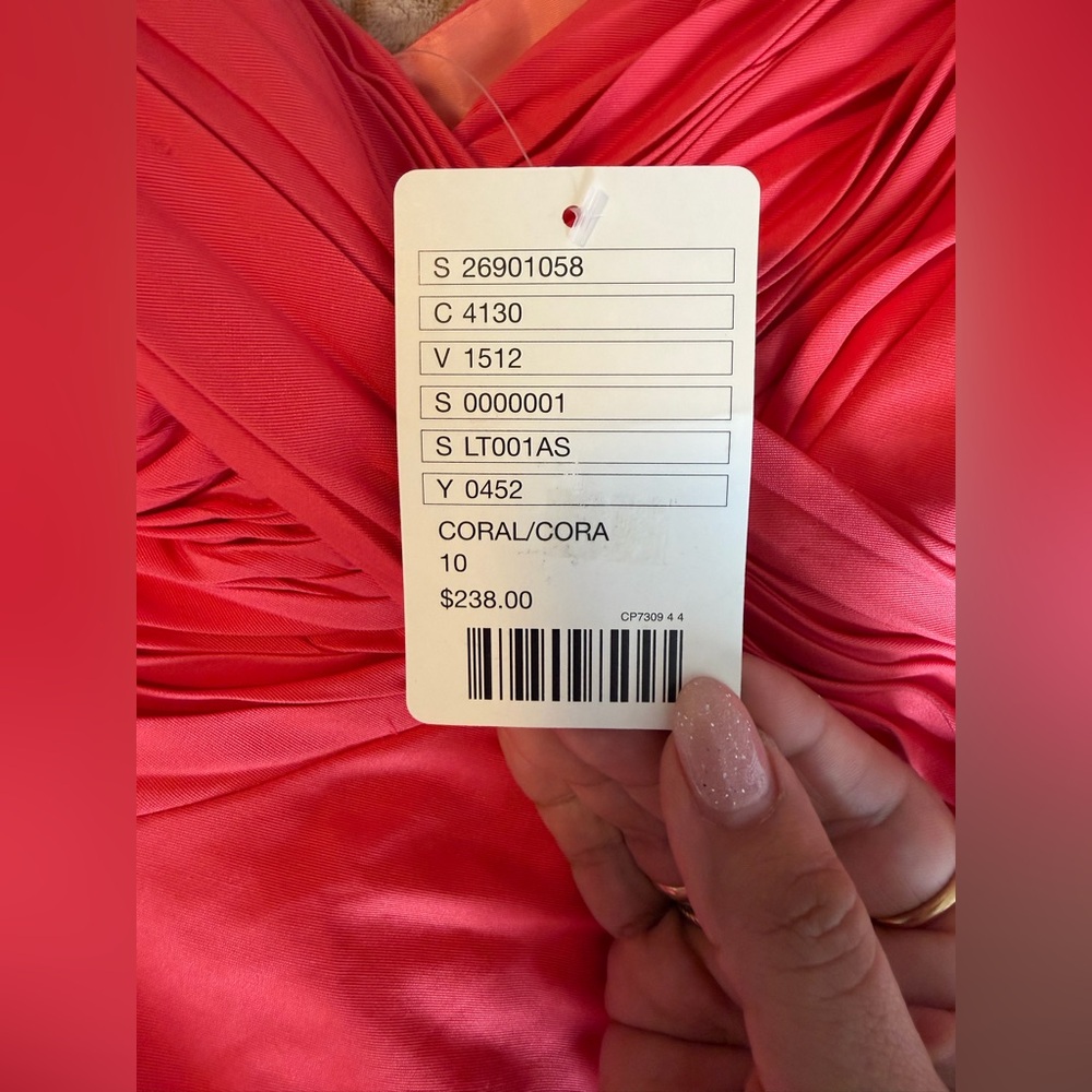 NWT Anthropologie Coral Midi Dress Ruched Crossing
Women’s Size: 10 - Picture 9 of 10